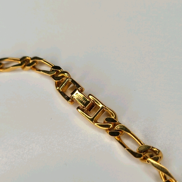 Monet Vintage Necklace & Bracelet Set - Picture 3 of 5